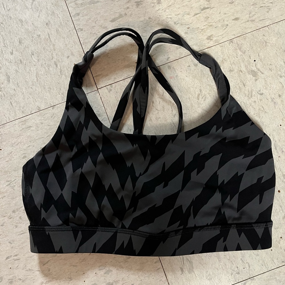 lululemon workout bra. Black and grey design